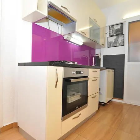 Marco Polo Apartment